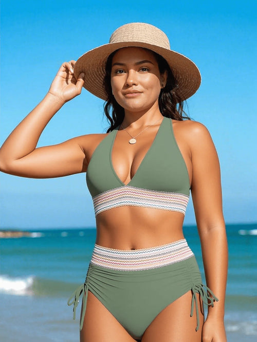 Elegant høy midje-bikini med figurformende effekt