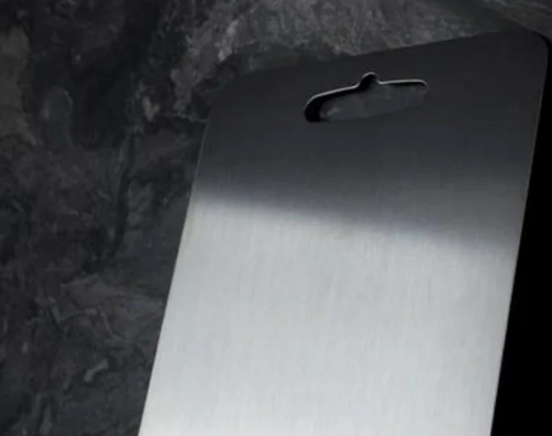 TITANBOARD™ | SKJÆREBRETT LAGET AV 100 % REN TITAN