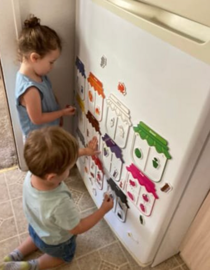 Magnetiska Klistermärken för Att Stimulera Ditt Barns Kreativitet