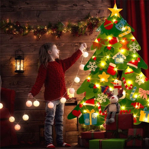 ChristmasKiddieTree™ - DIY-juletre i filt med selvklebende dekorasjoner | 30% Rabatt